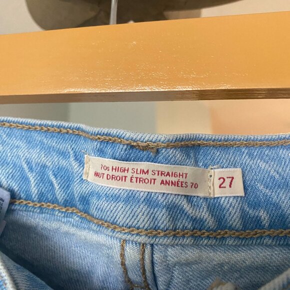 LEVI'S 70's High Rise Light Wash Straight Jeans Size 27 - Picture 7 of 8